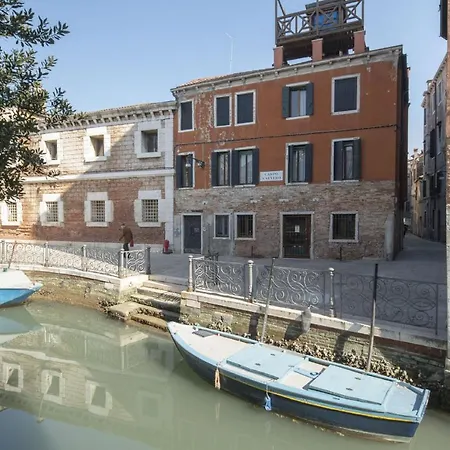 Apartments In San Marco With Canal View By Wonderful Italy-2